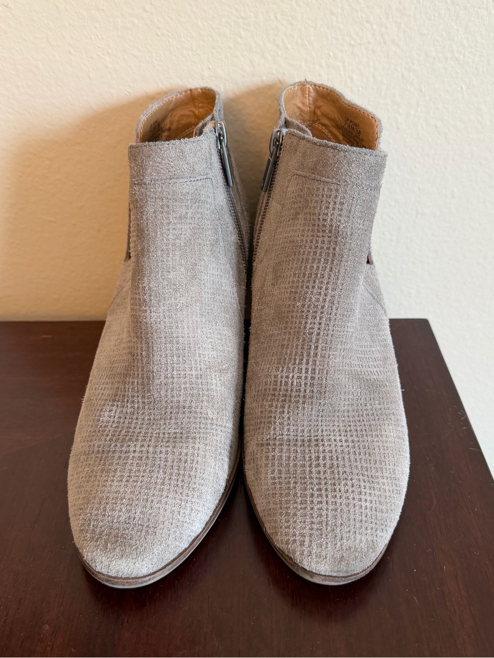 Lucky Brand Light Gray Textured Ankle Booties with Side Zipper